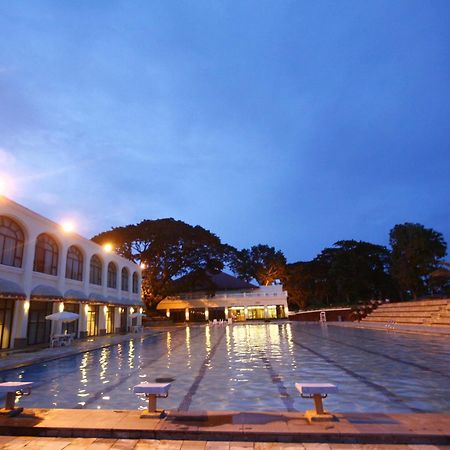 Fontana Hotel And Villas - Fontana Hot Spring Leisure Parks Mabalacat Exterior photo