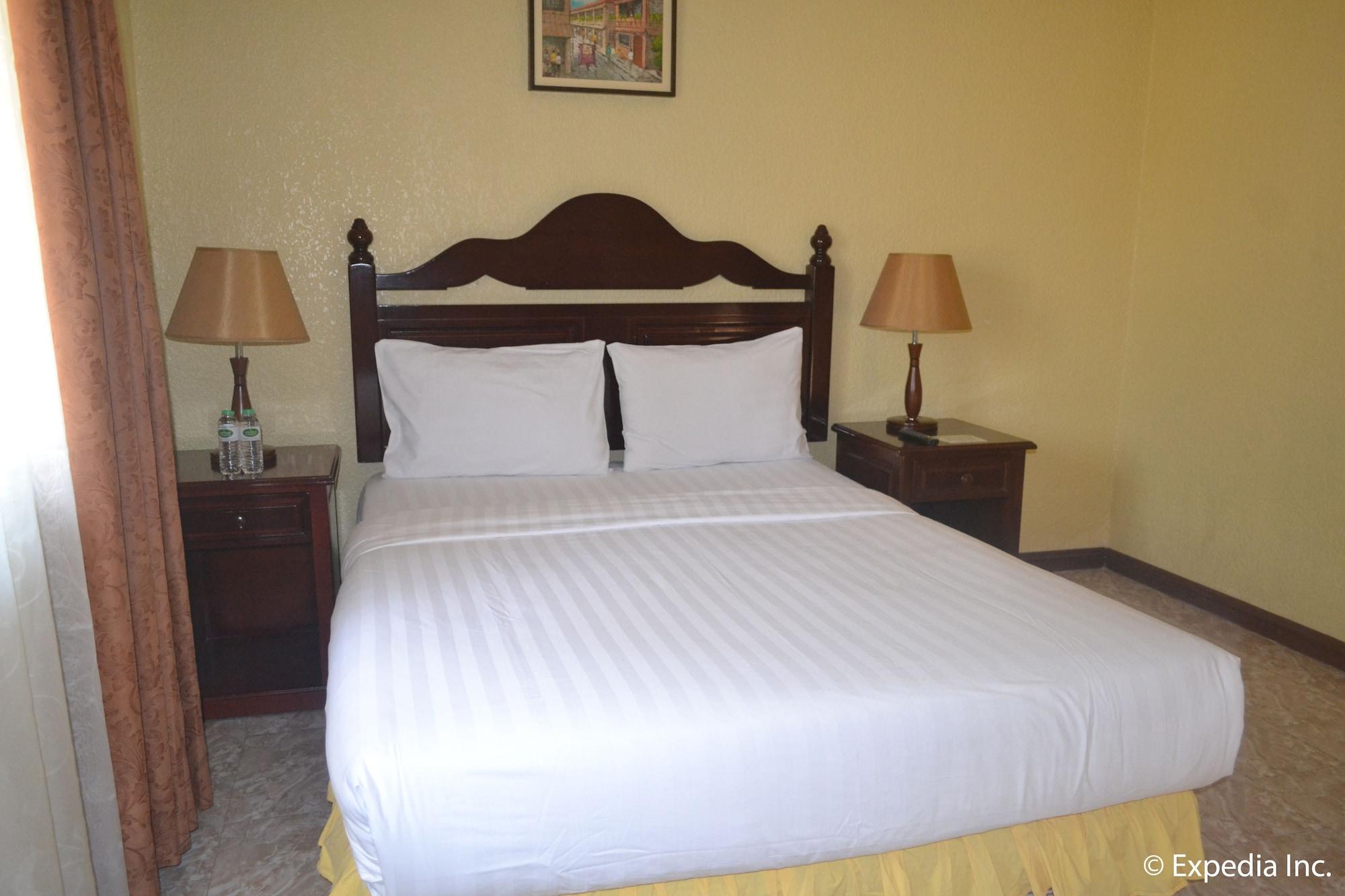 Fontana Hotel And Villas - Fontana Hot Spring Leisure Parks Mabalacat Exterior photo