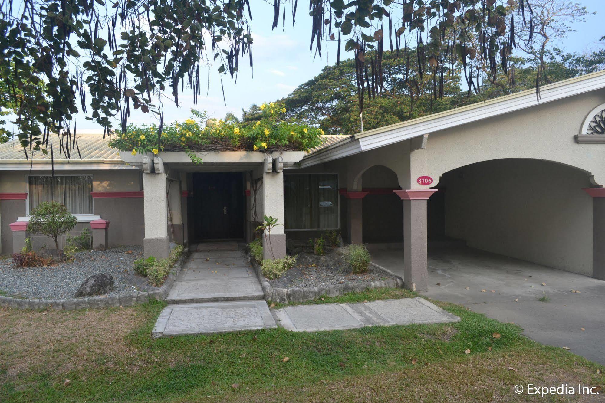 Fontana Hotel And Villas - Fontana Hot Spring Leisure Parks Mabalacat Exterior photo