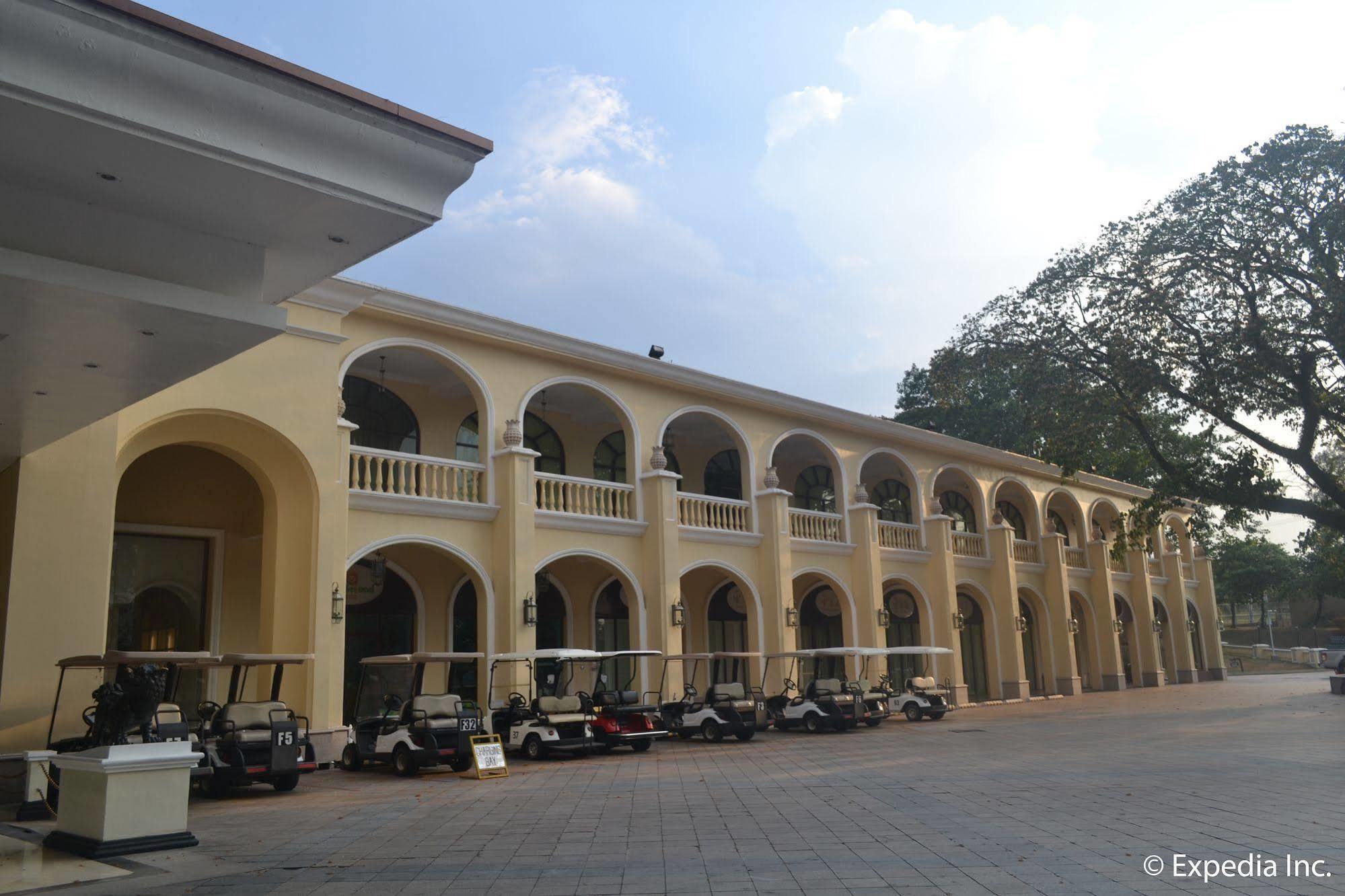 Fontana Hotel And Villas - Fontana Hot Spring Leisure Parks Mabalacat Exterior photo